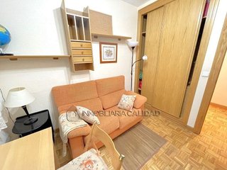 Piso en alquiler en Plaza España - Villa Pilar - Reyes Católicos - Vadillos en Burgos