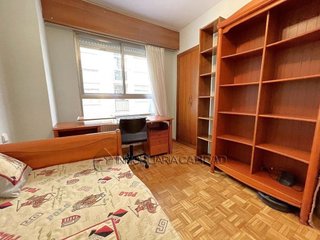 Piso en alquiler en Plaza España - Villa Pilar - Reyes Católicos - Vadillos en Burgos