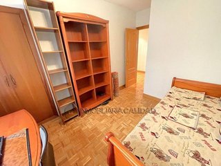 Piso en alquiler en Plaza España - Villa Pilar - Reyes Católicos - Vadillos en Burgos