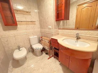 Piso en alquiler en Plaza España - Villa Pilar - Reyes Católicos - Vadillos en Burgos