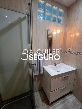 Piso en alquiler en Estrella en Madrid