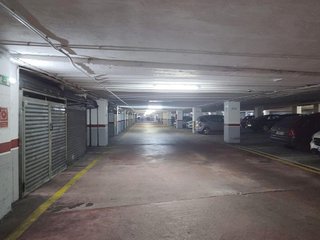 Garaje en venta en Milán - Pumarín - Teatinos en Oviedo