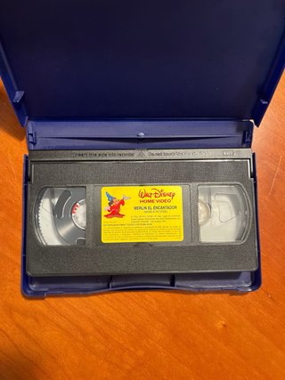 VHS Merlín el encantador (Walt Disney)