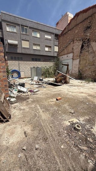 Terreno en venta en Plaza Castelar - Mercado Central en Elda
