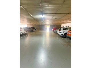 Garaje en venta en Centre - Cordelles en Cerdanyola del Vallès