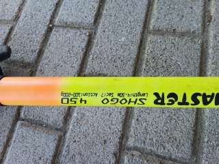 Caña de pesca 4,50 m [carrete no incluido].
