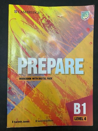 Prepare Level 4 Student's Book with eBook (Camb...