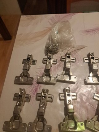 20 Bisagras para Muebles
