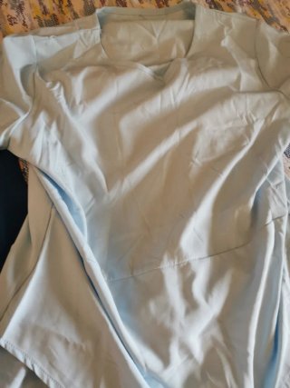 2 Pantaloni donna 2 camicette