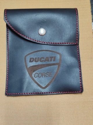 Portadocumenti Ducati Corse Pelle Nero Rosso