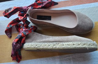 Bailarinas Beige/Rojo Talla 39