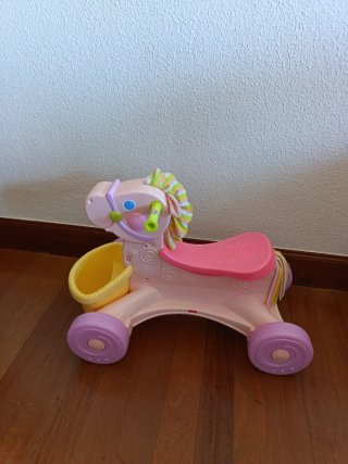 Caballito Fisher Price Rosa