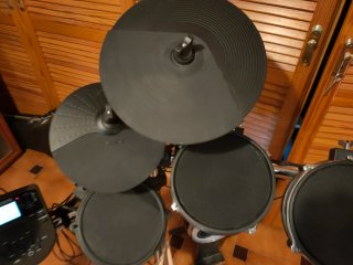 Batería Electrónica Alesis Surge Completa