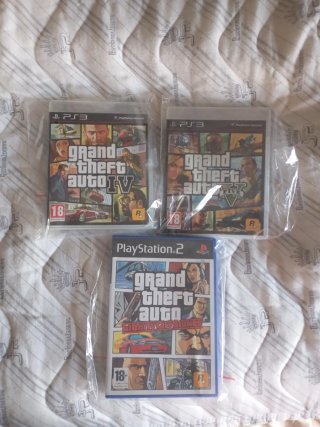 Lote 3 Juegos PS3 y PS2: GTA IV, V y Liberty City