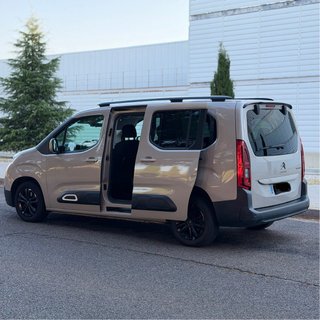 Citroen Berlingo Talla XL 1.2 Pure Tech Shine 7plz