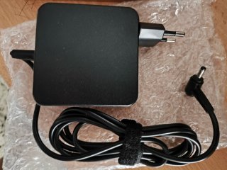 Adaptador AC