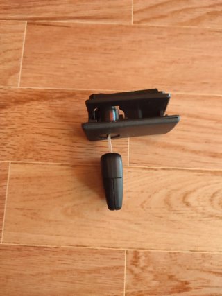 Cerradura Guantera con llave Opel Astra G