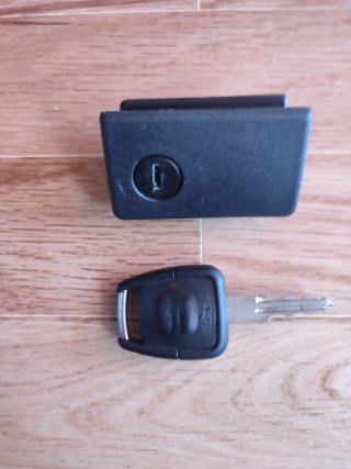 Cerradura Guantera con llave Opel Astra G
