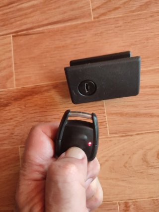 Cerradura Guantera con llave Opel Astra G