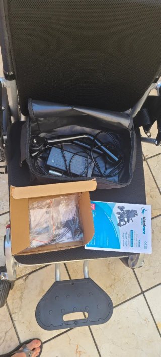 Silla de ruedas eléctrica aluminio plegable