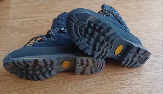 Botas de montaña Bestard Gore-Tex.  Mujer.Talla 38