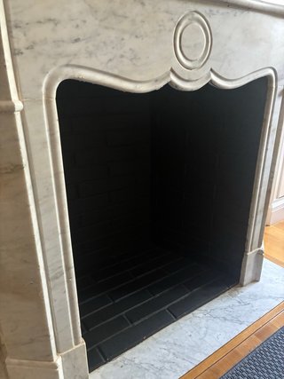 Frente de chimenea de mármol francés