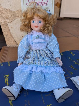 Muñeca Porcelana The Cassique Collection