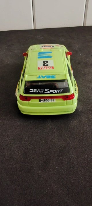 Scalextric SEAT Gulf 3