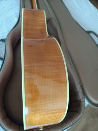 Guitarra Taylor GA6 (614 ) Arce y maple