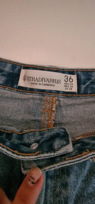 Vaqueros cortos denim desgastados