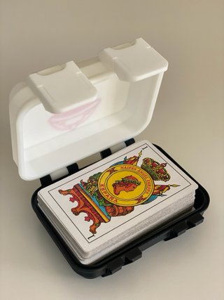 Caja personalizada para cartas UNO