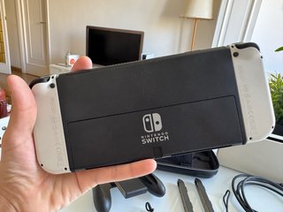 Nintendo Switch OLED Blanca y Negra