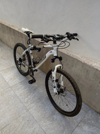 Bicicleta Montaña BH PEAK 26. Talla M