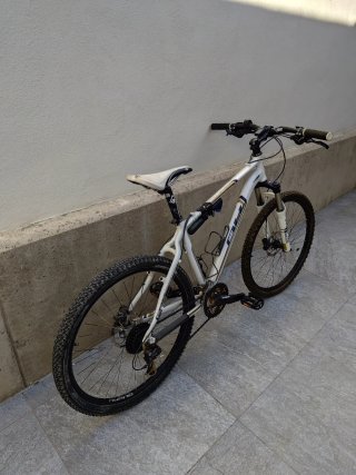 Bicicleta Montaña BH PEAK 26. Talla M
