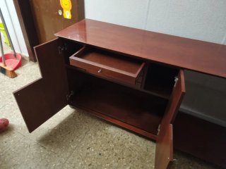 Mueble recibidor madera y cristal