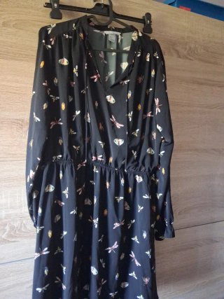 Vestido H&M Negro Estampado talla  46