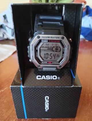 Reloj Casio Illuminator 10 Year Battery