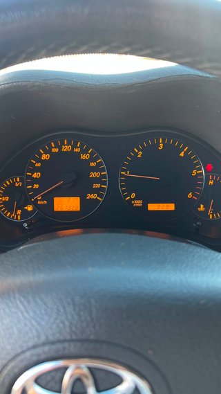 Toyota Avensis Etiqueta B