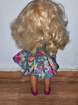 Muñeca Helen Flax