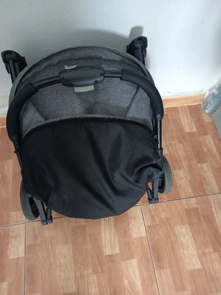Carrito de paseo Bebeconfort plegable
