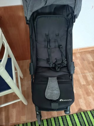 Carrito de paseo Bebeconfort plegable