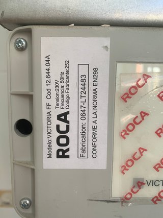 Caldera ROCA estanca sin estrenar + radiadores