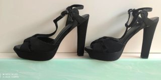 Sandalias tacón Gloria Ortiz negras