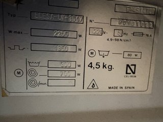 Lavadora Edesa LV3547, de finales 80. Bien estado.