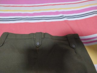 Pantalón militar antiguo
