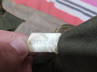 Pantalón militar antiguo