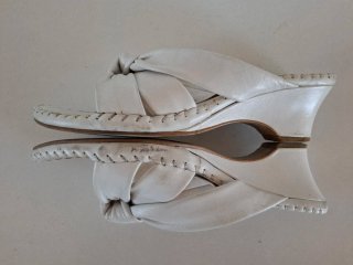 Sandalias Hispanitas piel blancas cuña