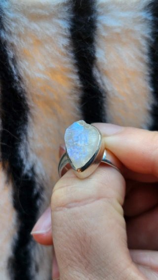 Anillo Piedra Luna en Bruto