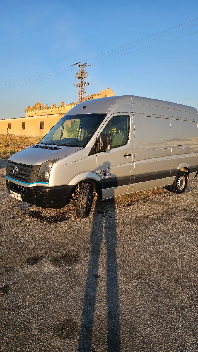 Volkswagen Crafter  camperizada  y taller motos 20 - foto 1