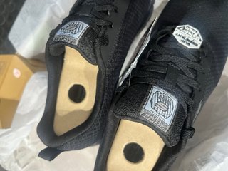 Zapatillas Skechers Negras Relaxed Fit